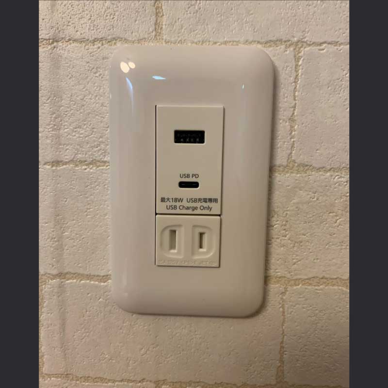 USBコンセント工事02　2021.12.30