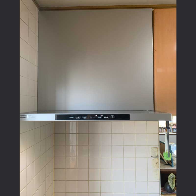 洗浄機能付きレンジフード交換工事06 2022.04.26
